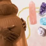 Akuamarin taşı hamilelik ve doğum sürecinde kullanılabilir mi?